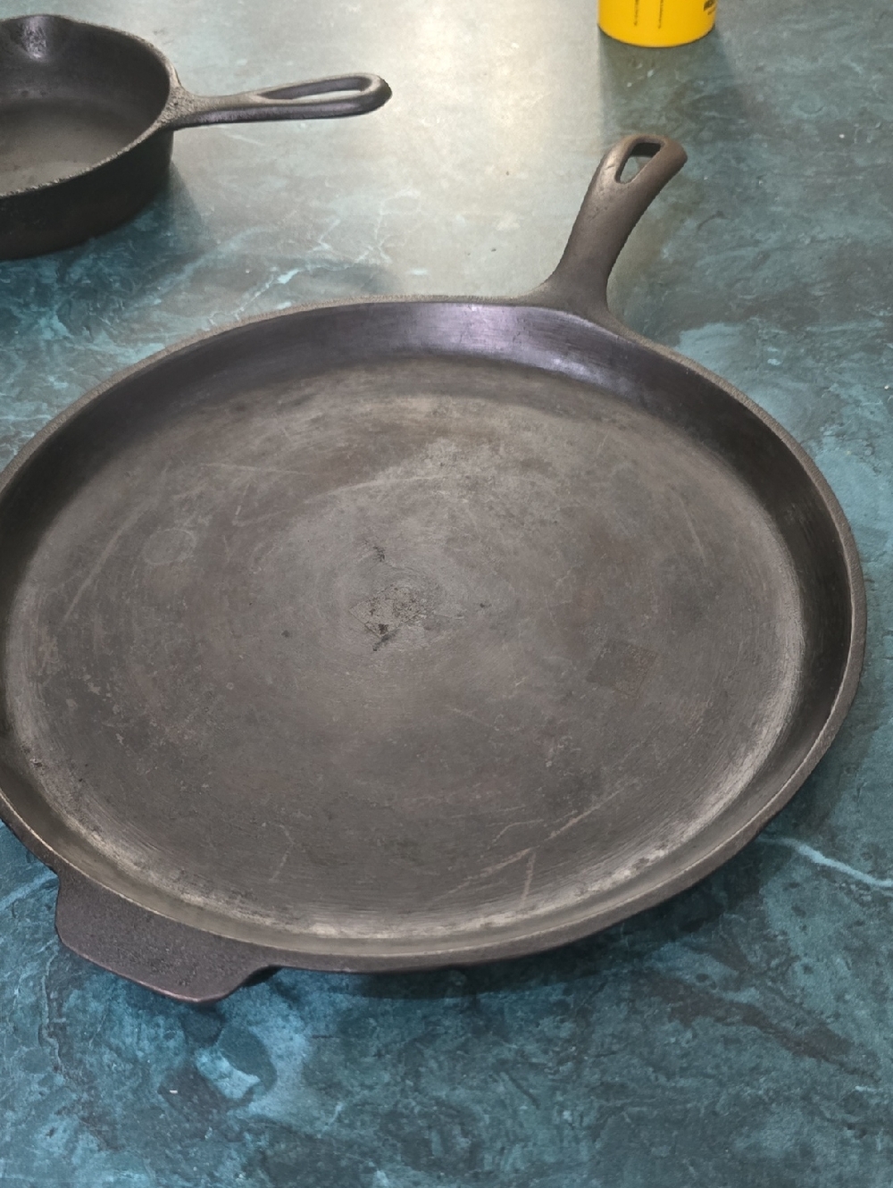 Vintage Wagner Ware 11 1/2" Griddle Cast Iron Made In The USA Used